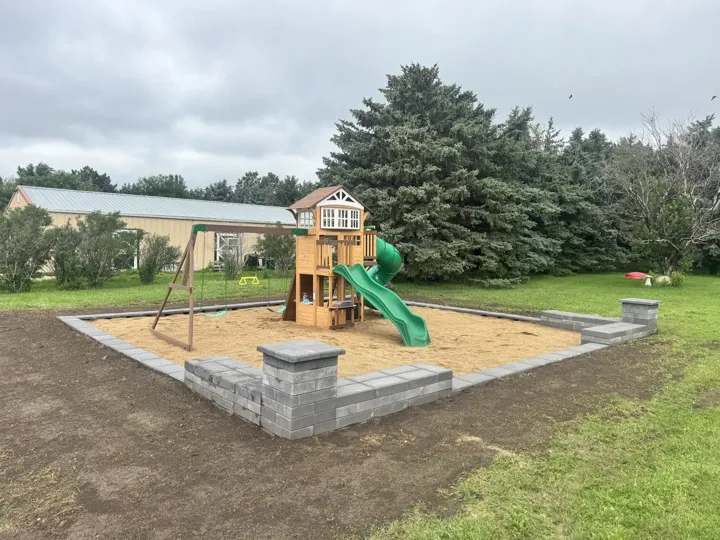 Play Area & Masonry Border